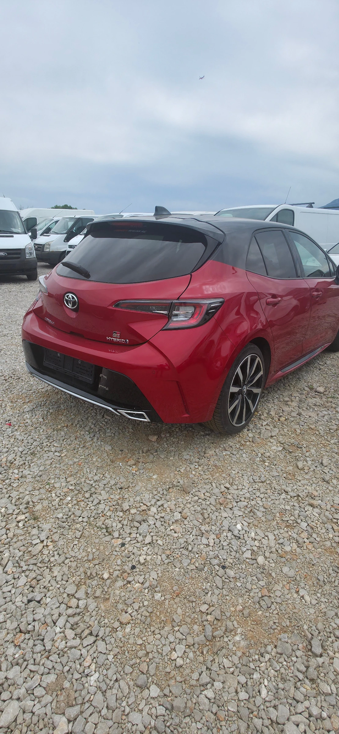 Toyota Corolla 2.0 GR Hybrid - изображение 7