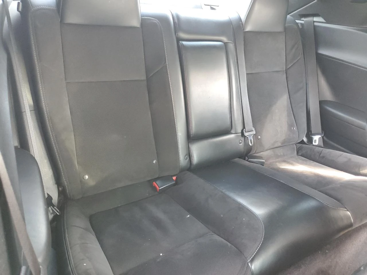 Dodge Challenger R/T 2017 - изображение 10