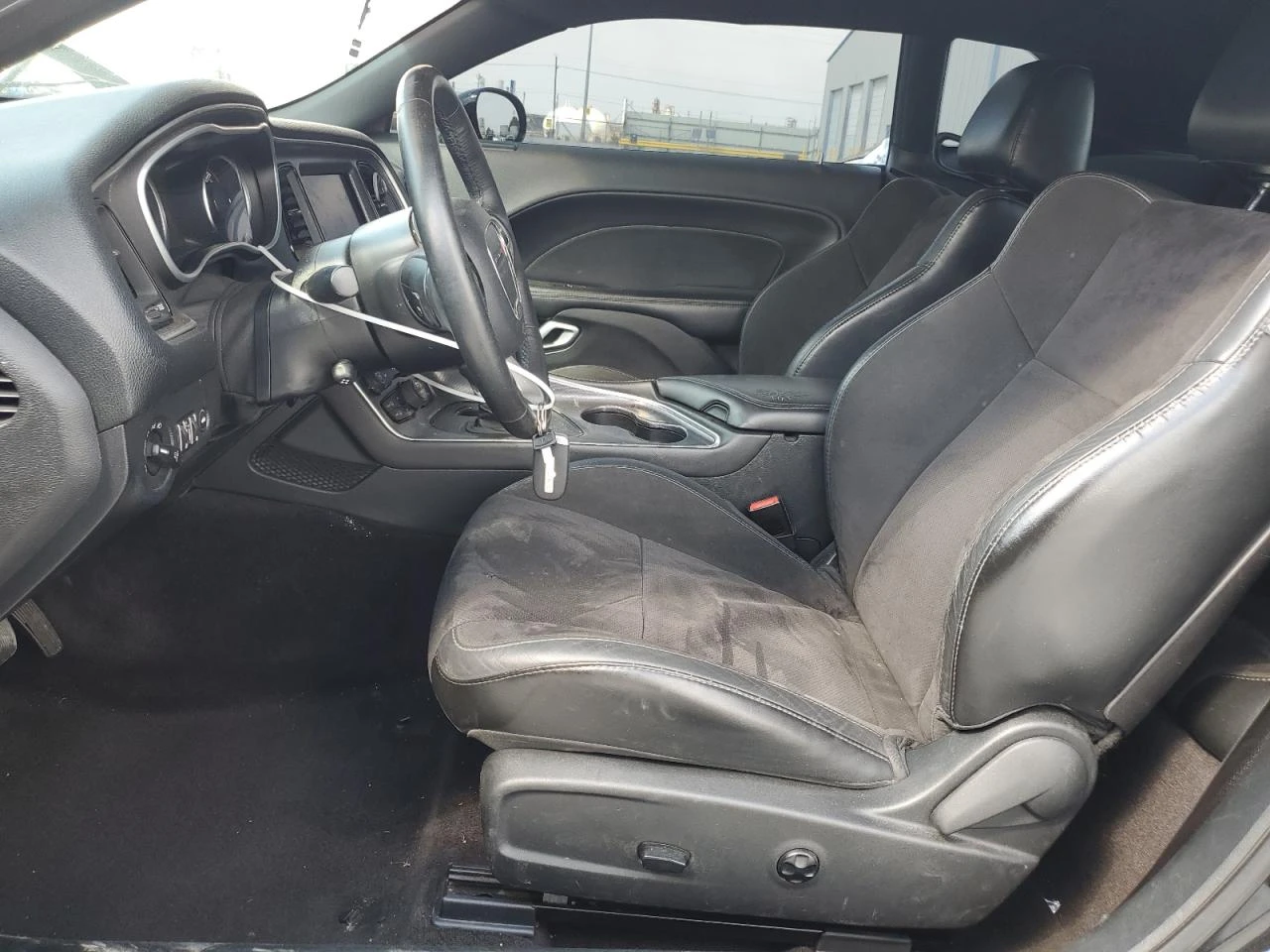 Dodge Challenger R/T 2017 - изображение 7