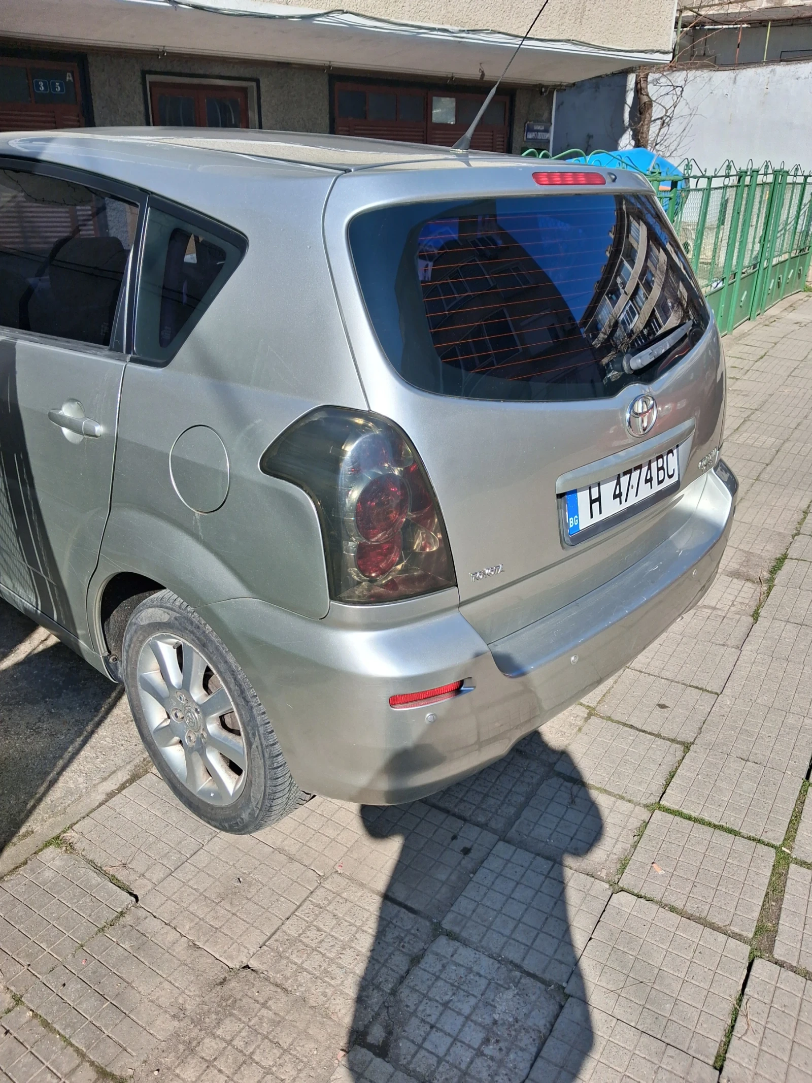 Toyota Corolla verso  - изображение 7