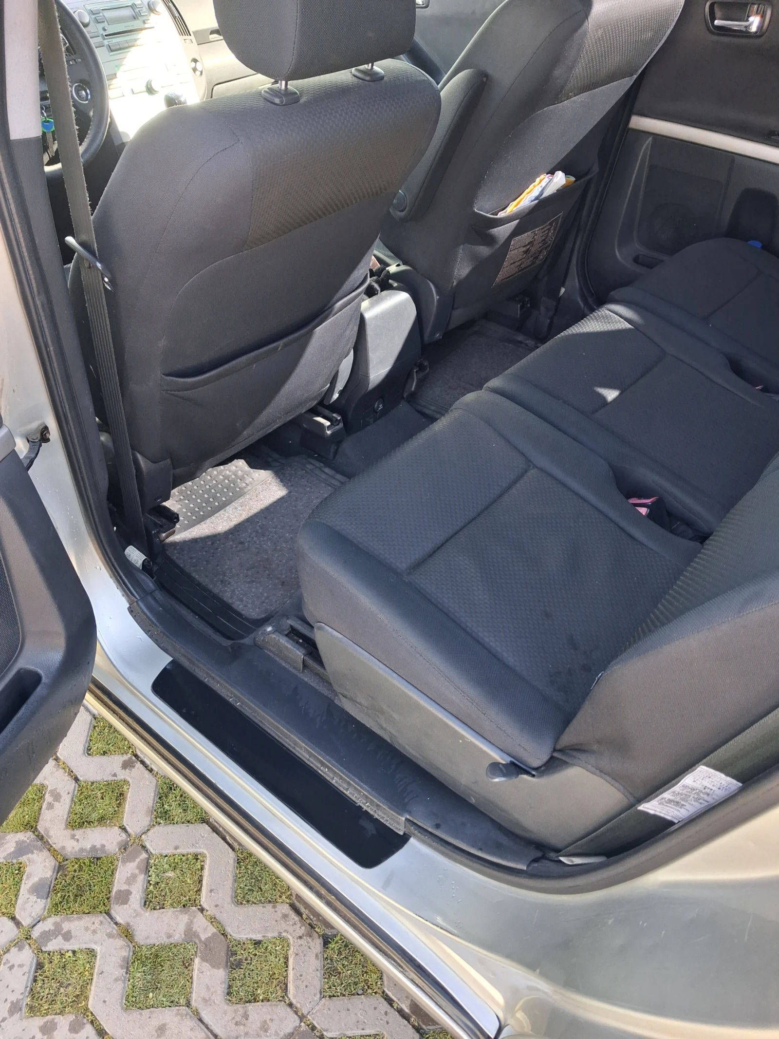 Toyota Corolla verso  - изображение 10