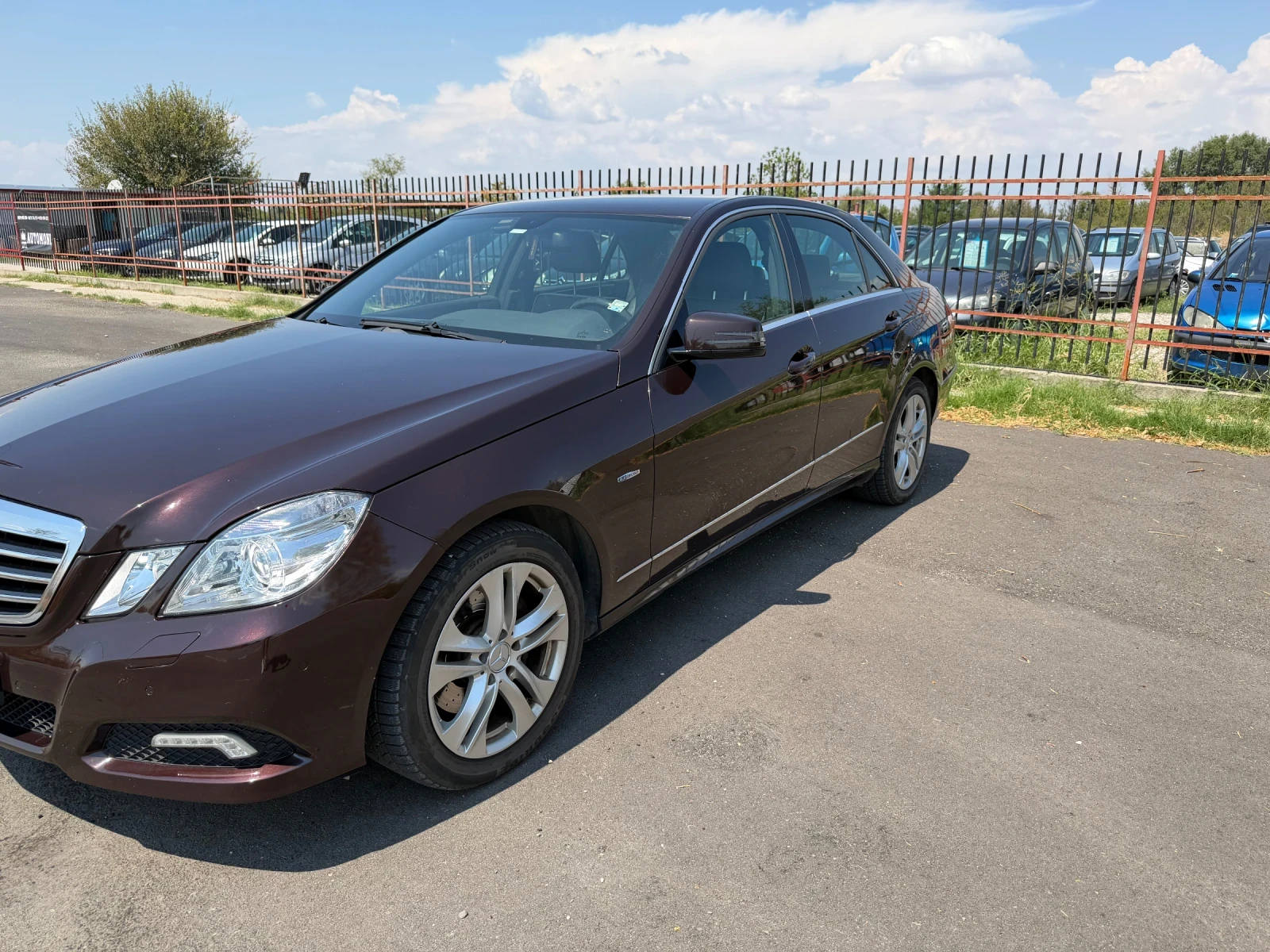 Mercedes-Benz E 350 CDI 231к.с. РЕГИСТРИРАН! ОБСЛУЖЕН!, снимка 6 - Автомобили и джипове - 55836883