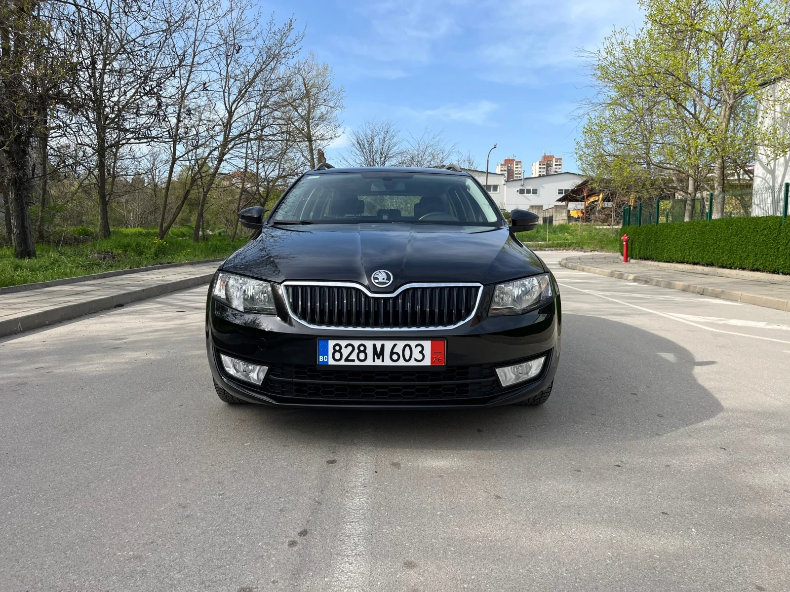 Skoda Octavia 1.6 TDI 105кс, снимка 2 - Автомобили и джипове - 54220420