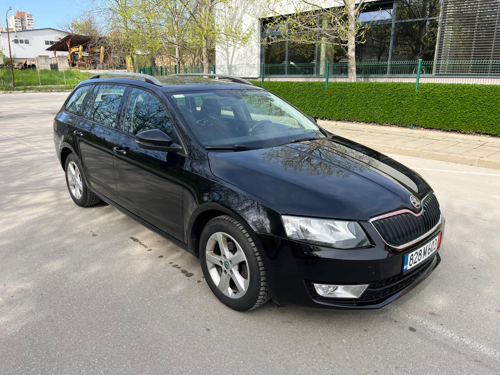 Skoda Octavia 1.6 TDI 105кс, снимка 3 - Автомобили и джипове - 54220420