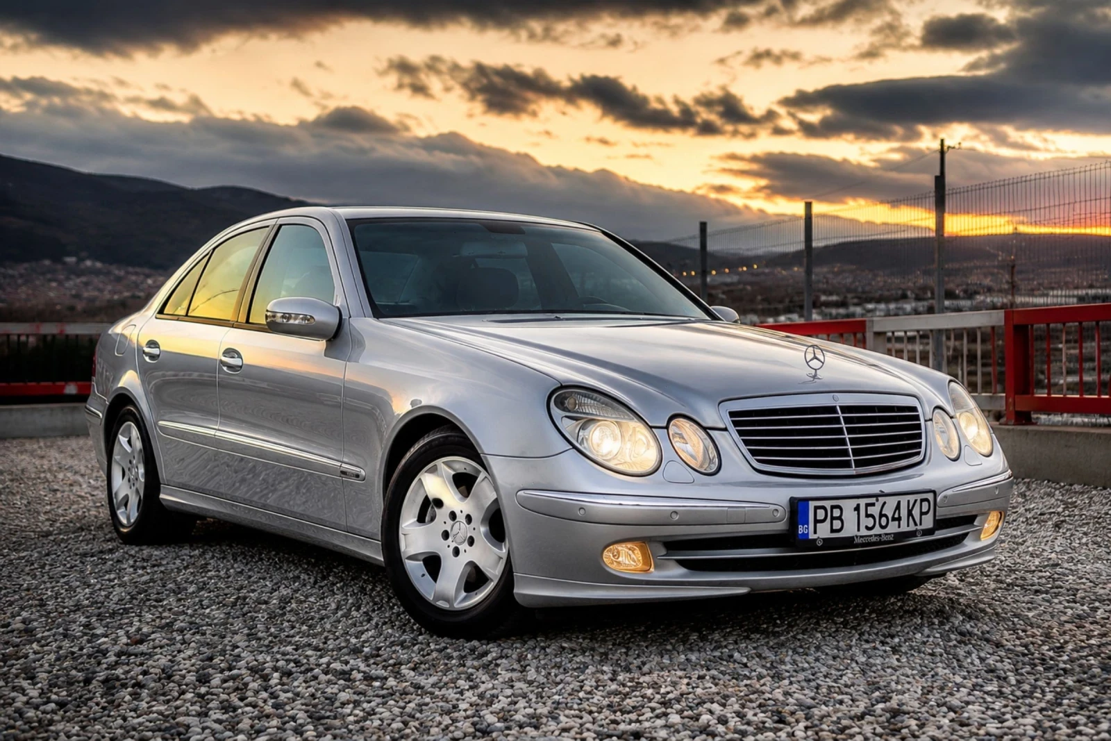 Mercedes-Benz E 320 3.0 V6