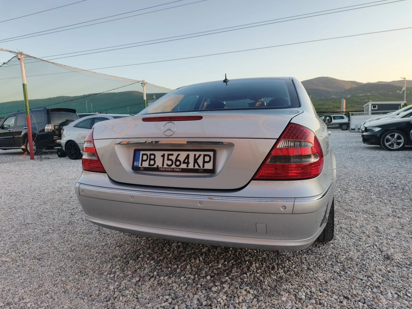 Mercedes-Benz E 320 3.0 V6, снимка 8 - Автомобили и джипове - 54322873