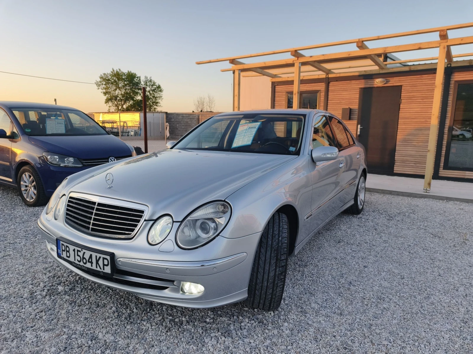 Mercedes-Benz E 320 3.0 V6, снимка 3 - Автомобили и джипове - 54322873