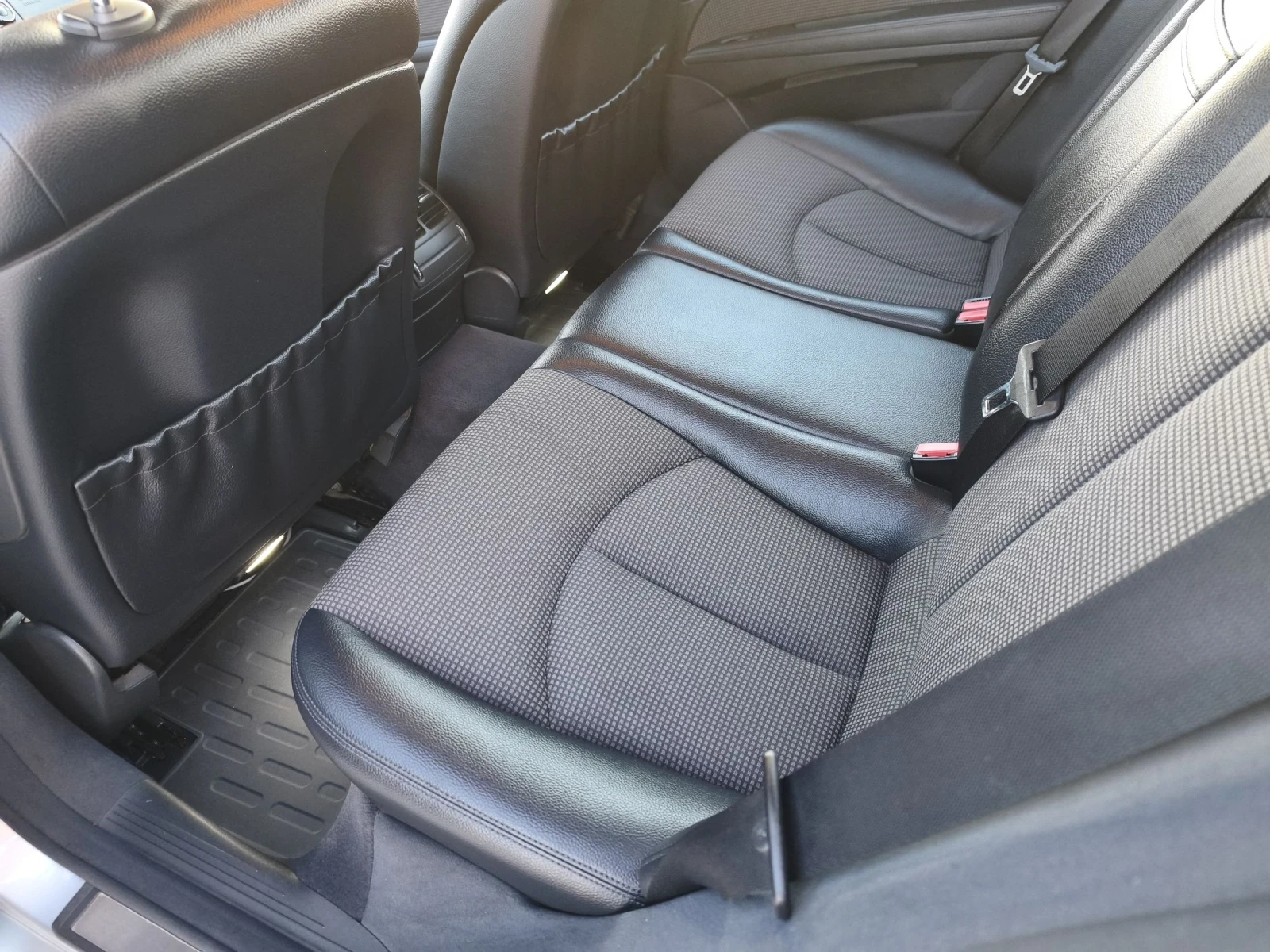 Mercedes-Benz E 320 3.0 V6, снимка 17 - Автомобили и джипове - 54322873