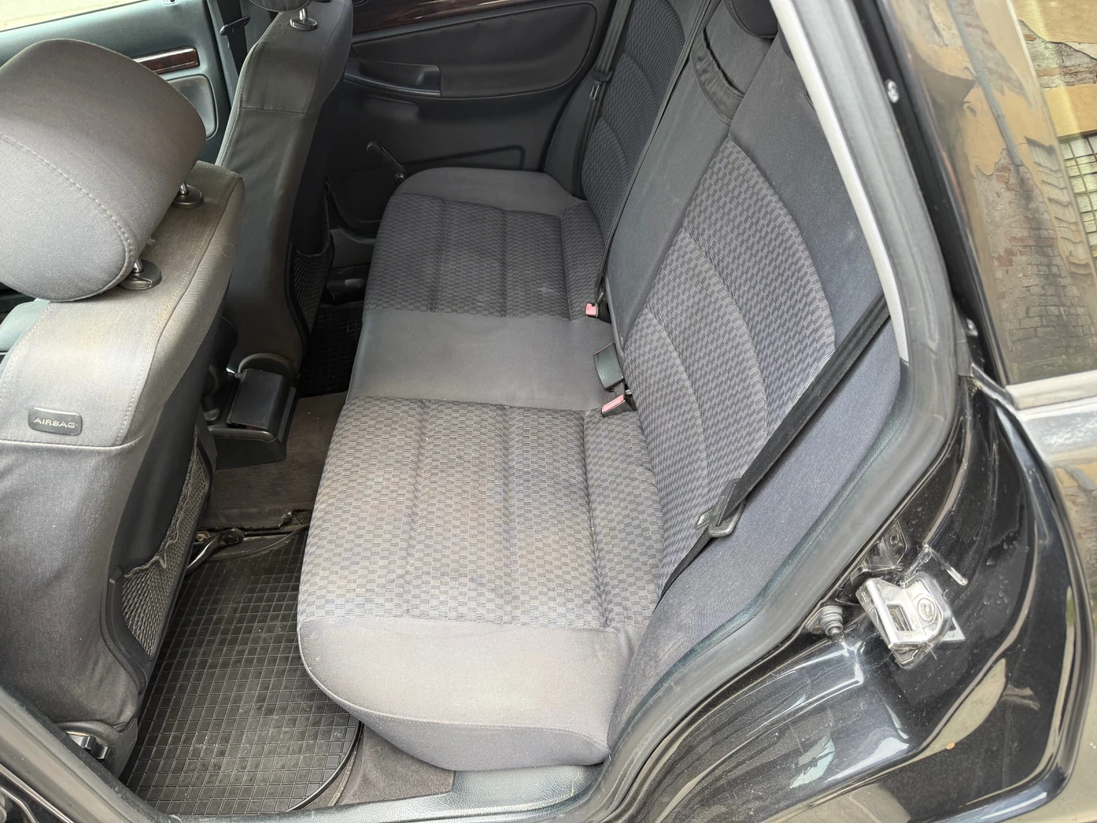 Audi A4 1.9 Tdi , снимка 5 - Автомобили и джипове - 54366074