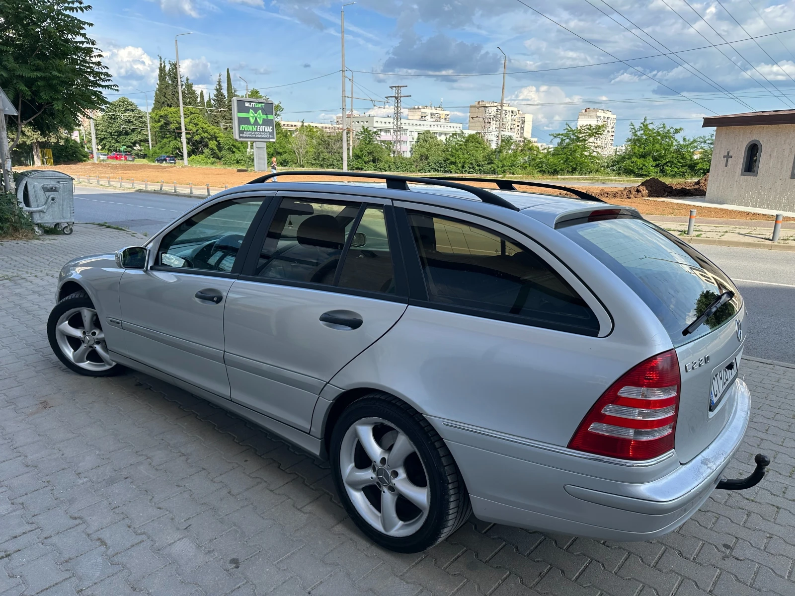 Mercedes-Benz 220 C-класа, снимка 3 - Автомобили и джипове - 54685275