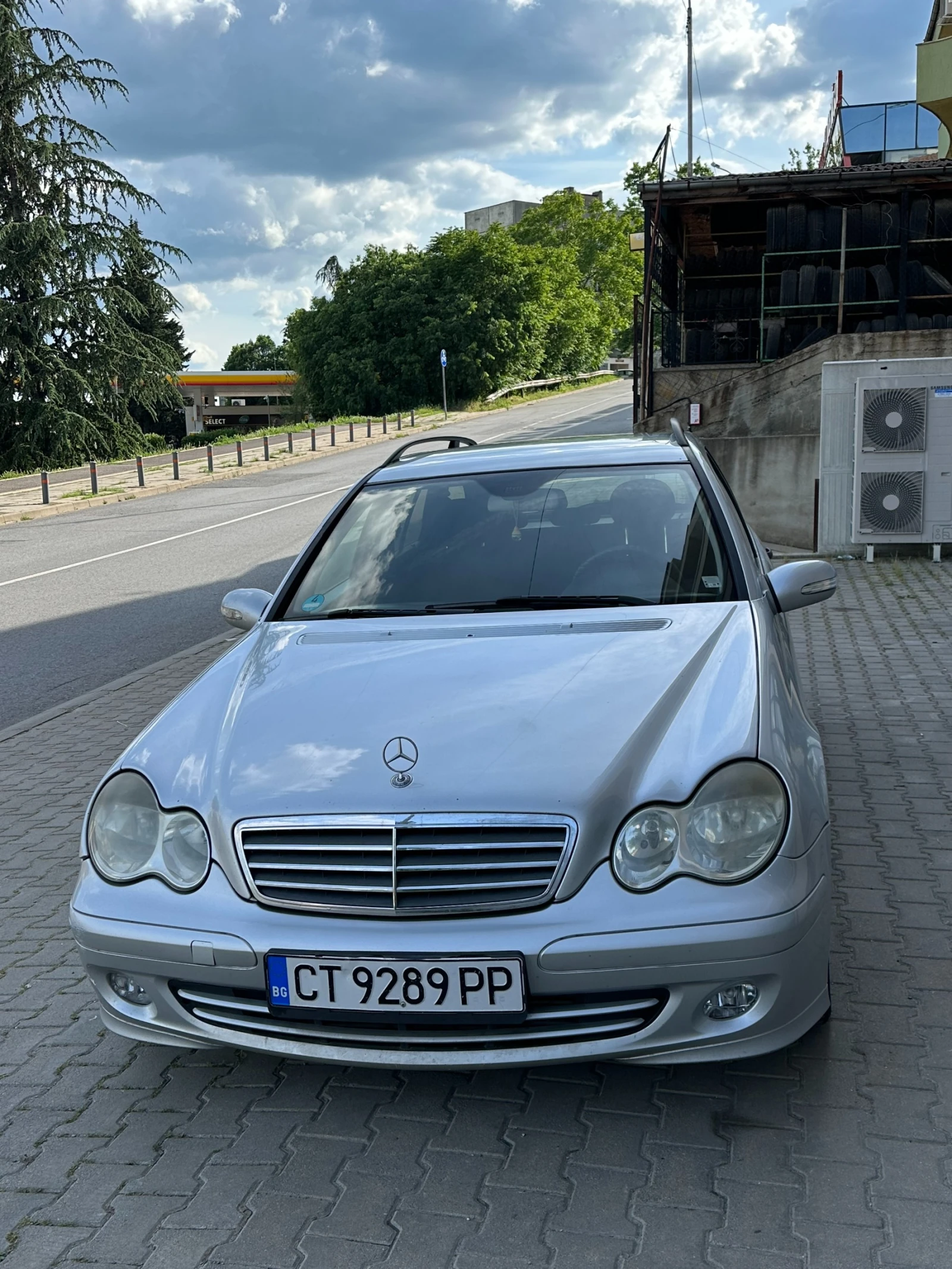 Mercedes-Benz 220 C-класа, снимка 4 - Автомобили и джипове - 54685275