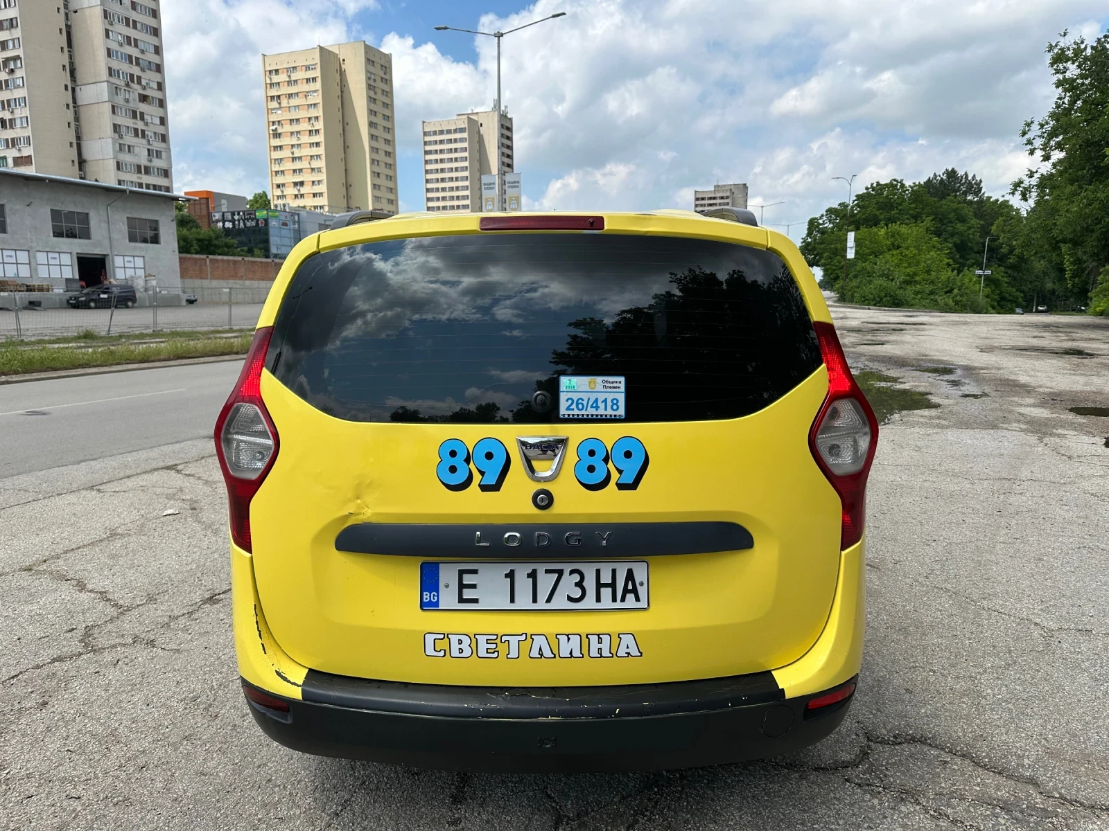 Dacia Lodgy 1.6, снимка 6 - Автомобили и джипове - 54791836
