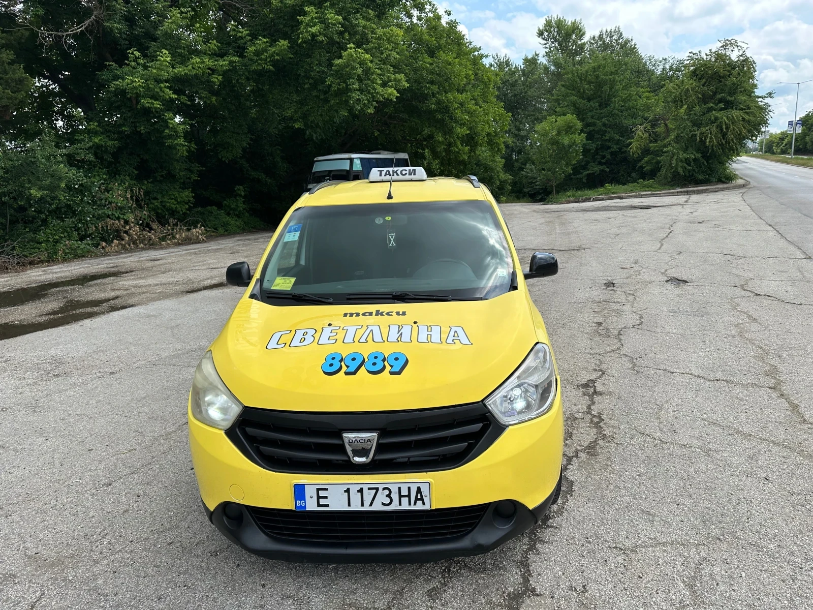 Dacia Lodgy 1.6, снимка 2 - Автомобили и джипове - 54791836