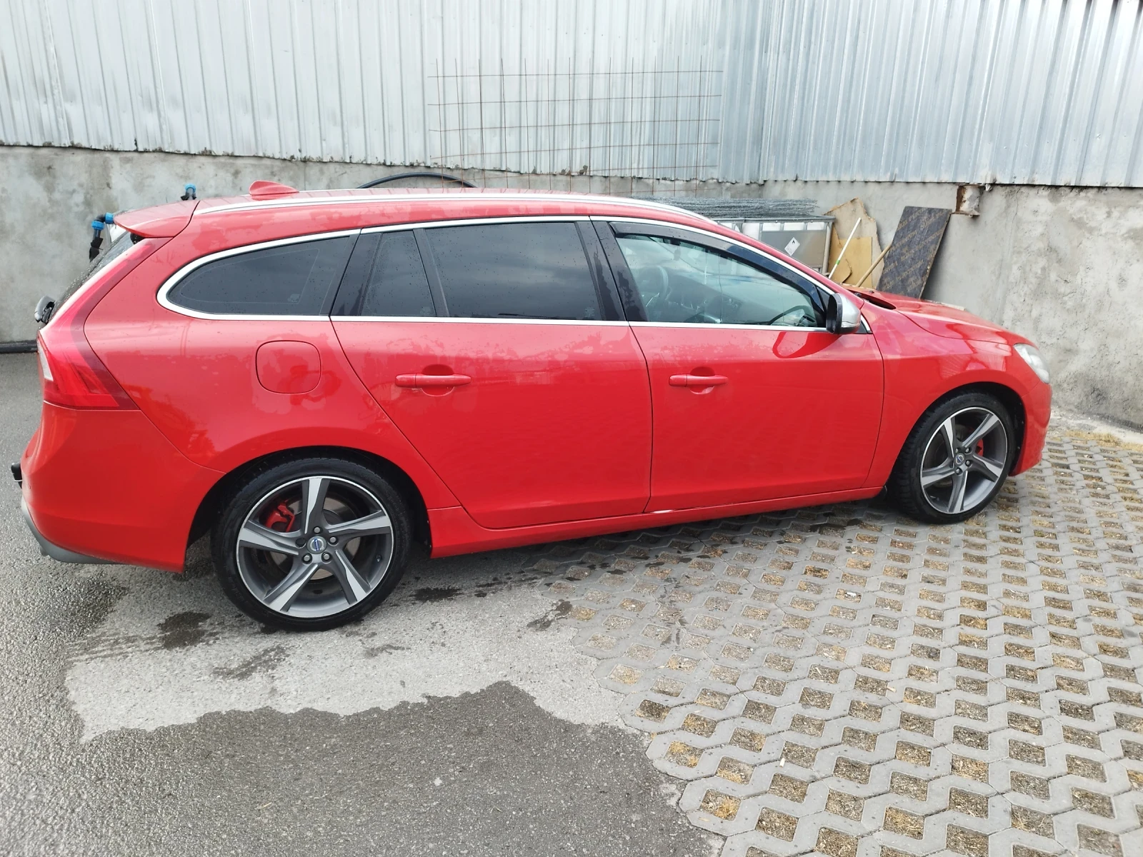 Volvo V60, снимка 3 - Автомобили и джипове - 54812056