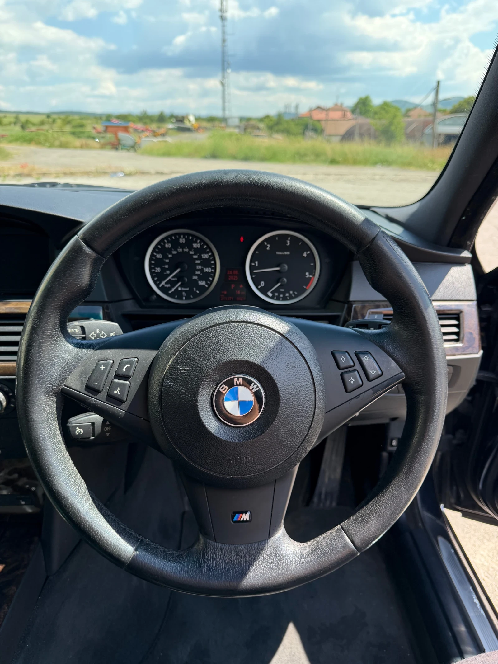 BMW 535, снимка 12 - Автомобили и джипове - 54971298