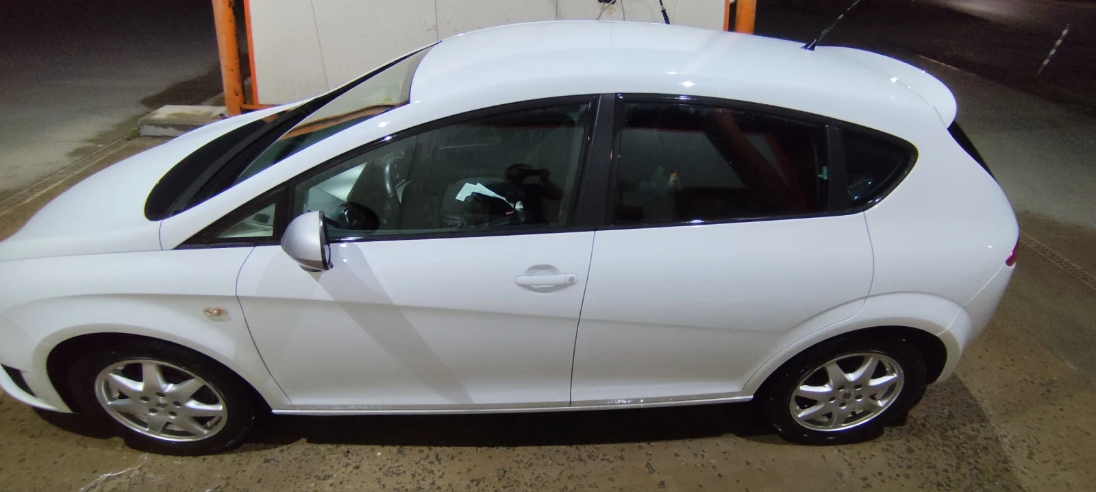Seat Leon 1.8 TSI, снимка 5 - Автомобили и джипове - 55087289