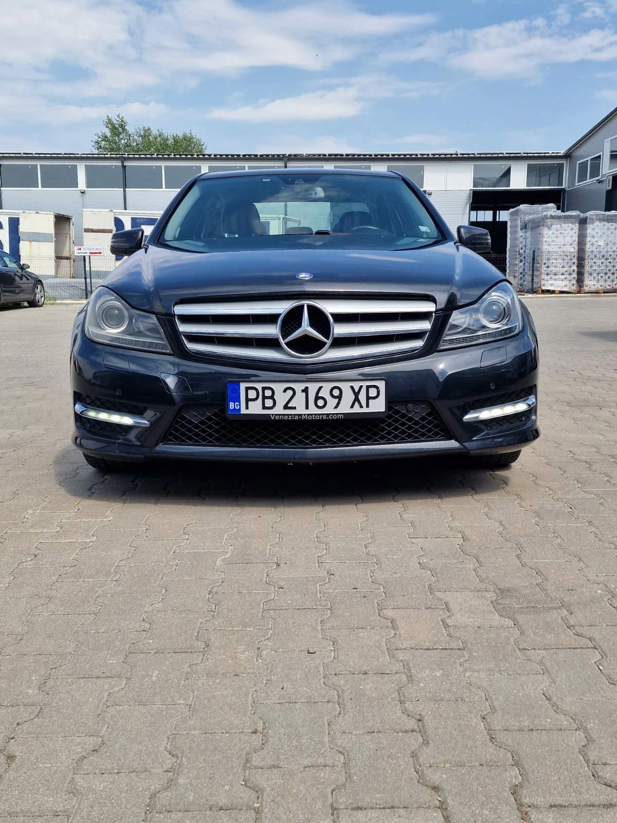 Mercedes-Benz C 350, снимка 2 - Автомобили и джипове - 55654437