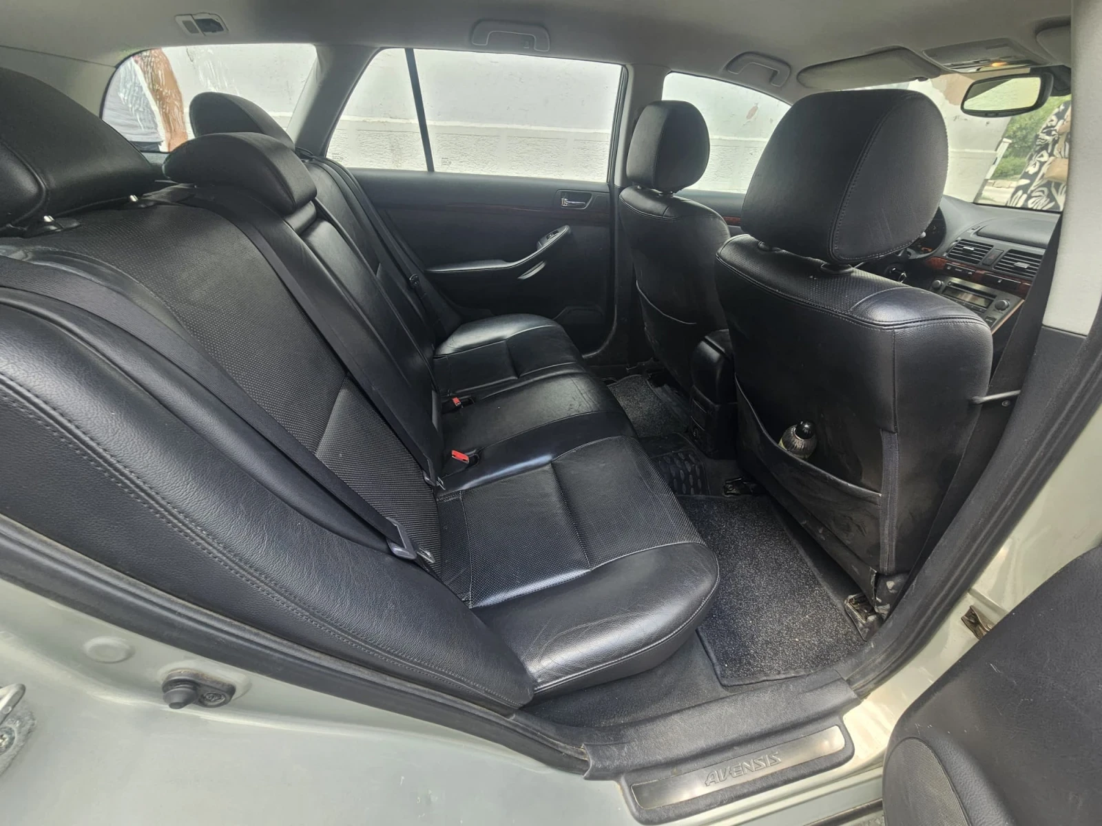 Toyota Avensis 2, 2 Германия , снимка 9 - Автомобили и джипове - 55932386