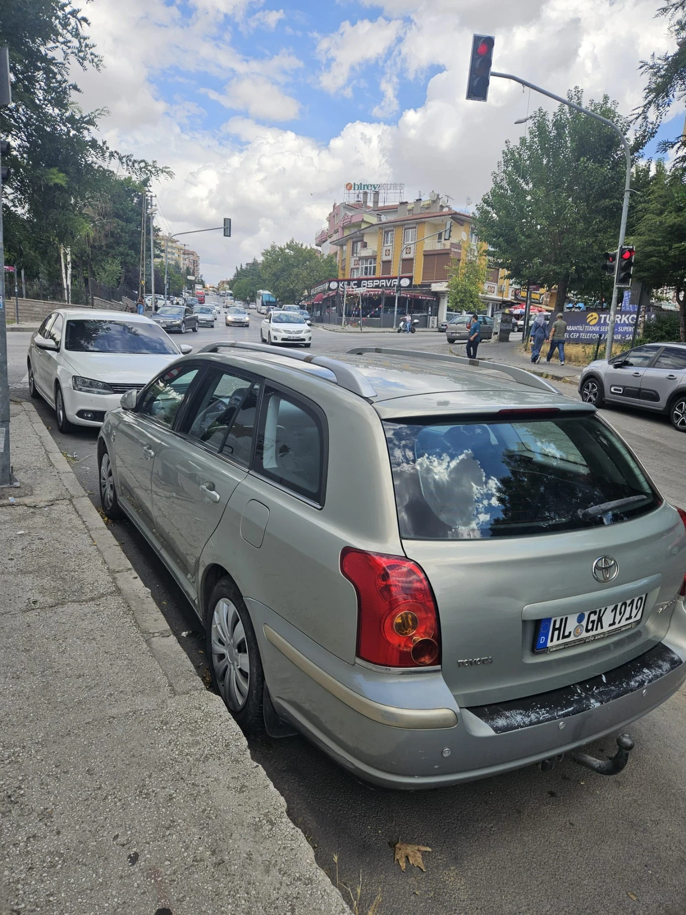 Toyota Avensis 2, 2 Германия , снимка 16 - Автомобили и джипове - 55932386