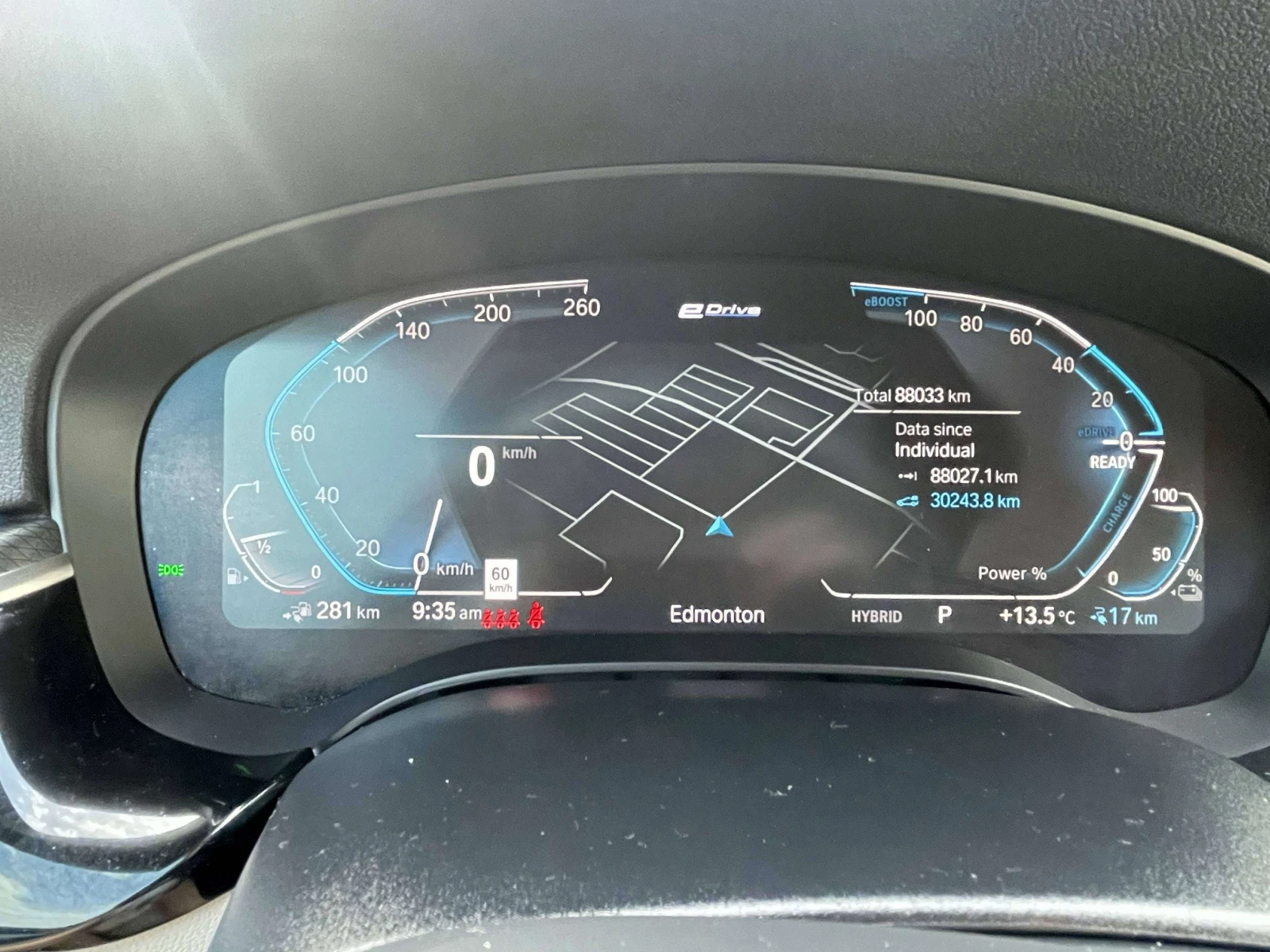 BMW 530E * xDrive * Plug In Hybrid * Фиксирана цена до БГ *, снимка 12 - Автомобили и джипове - 55938472