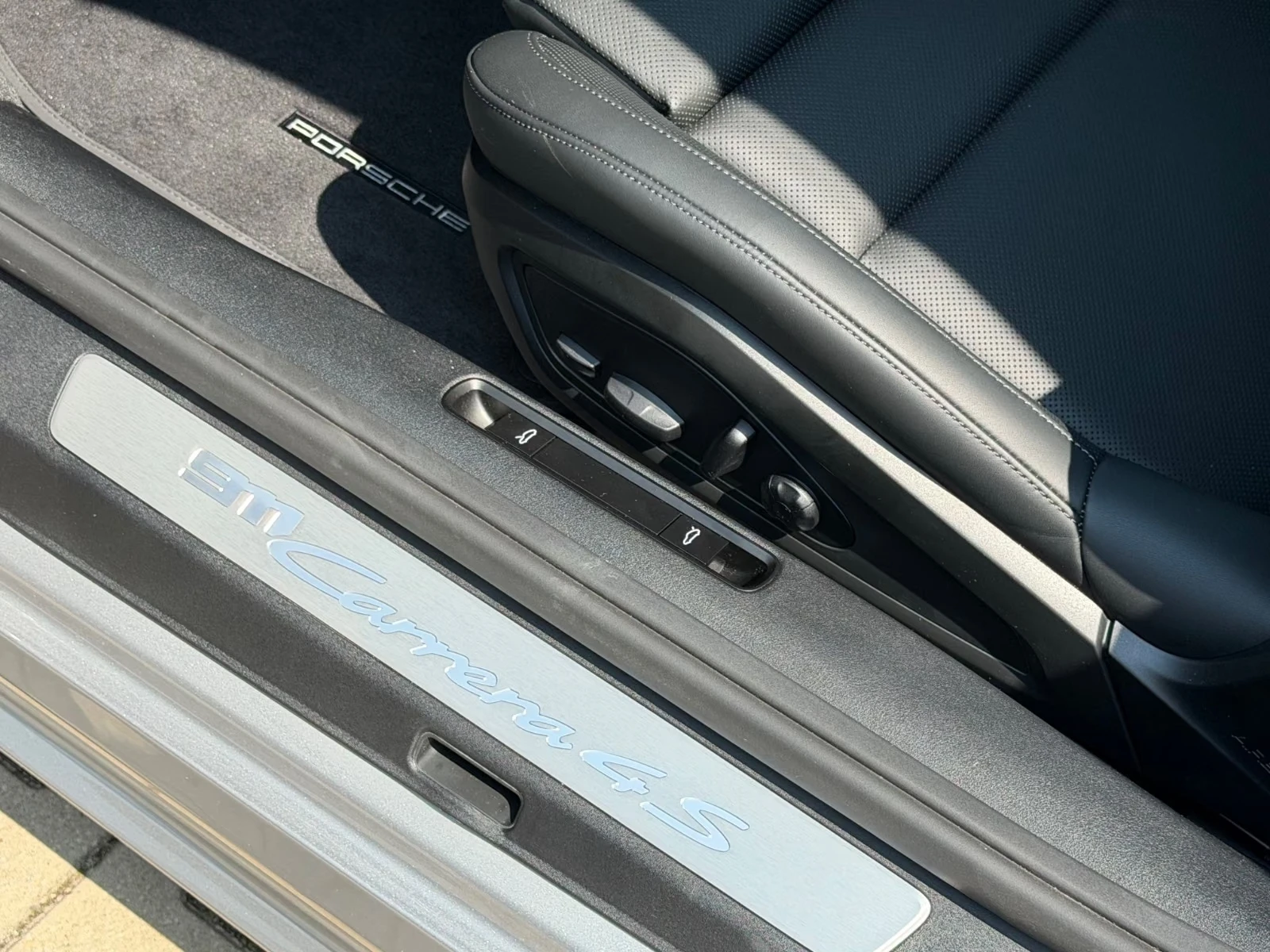 Porsche 911 4S Cabriolet, снимка 15 - Автомобили и джипове - 56544133