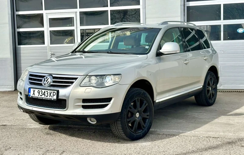 VW Touareg, снимка 1 - Автомобили и джипове - 49513904