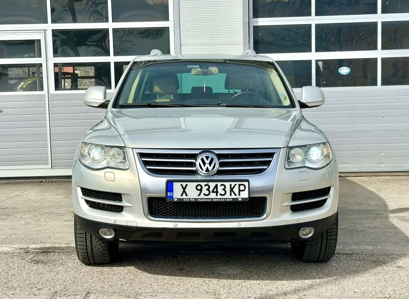 VW Touareg, снимка 4 - Автомобили и джипове - 49513904