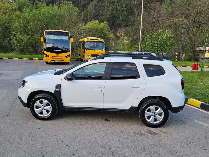 Dacia Duster 1.5 Dci Navig/Klimatik/Euro-6, снимка 3 - Автомобили и джипове - 50367589