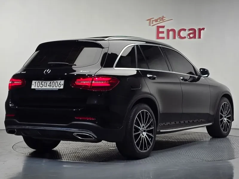 Mercedes-Benz GLC  X253 Glc300 4Matic Amg Line, снимка 2 - Автомобили и джипове - 55308671