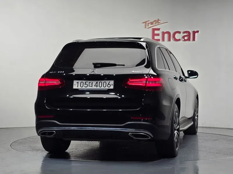Mercedes-Benz GLC  X253 Glc300 4Matic Amg Line, снимка 4 - Автомобили и джипове - 55308671