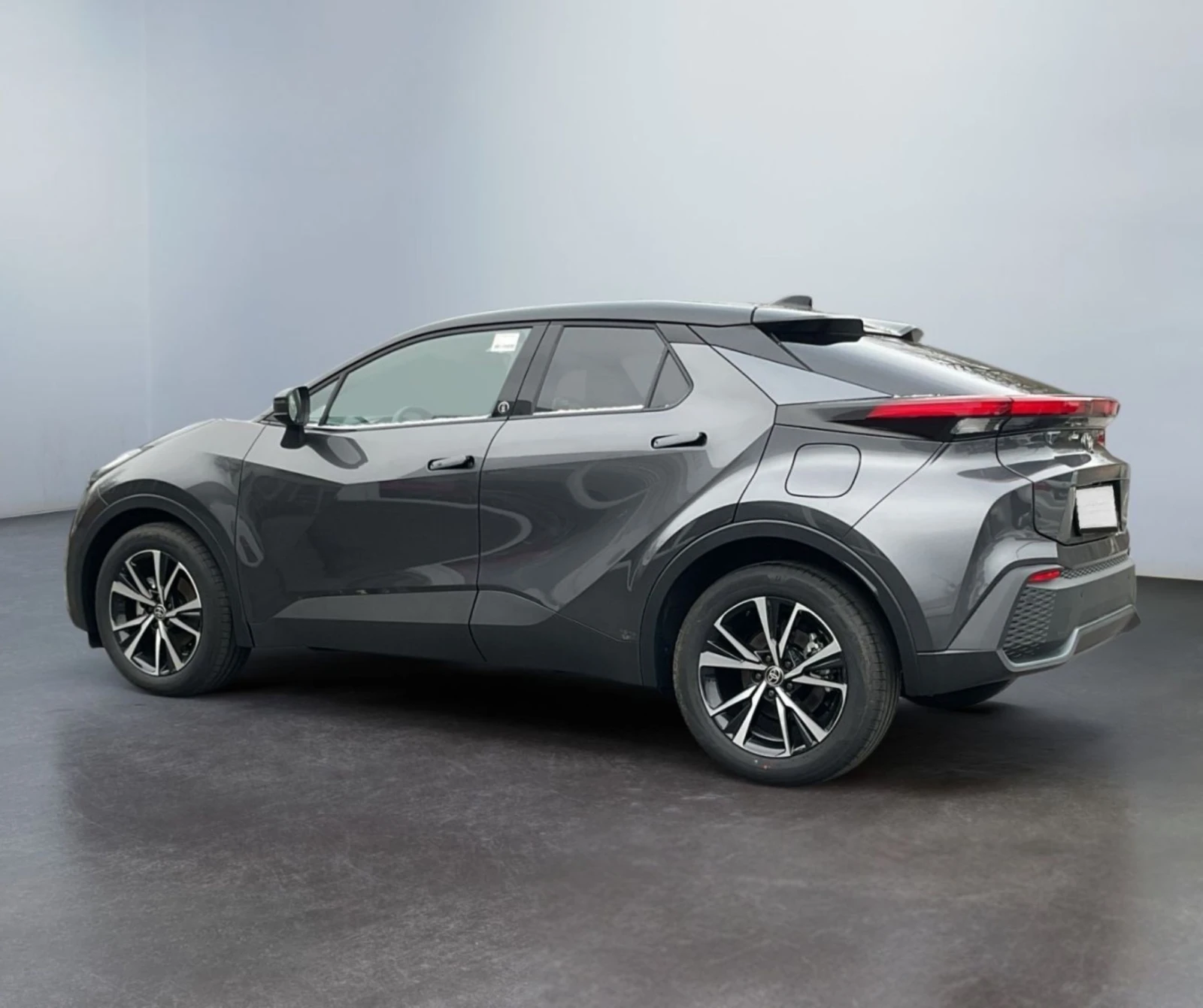 Toyota C-HR 2.0 Hybrid Team Deutschland - изображение 8