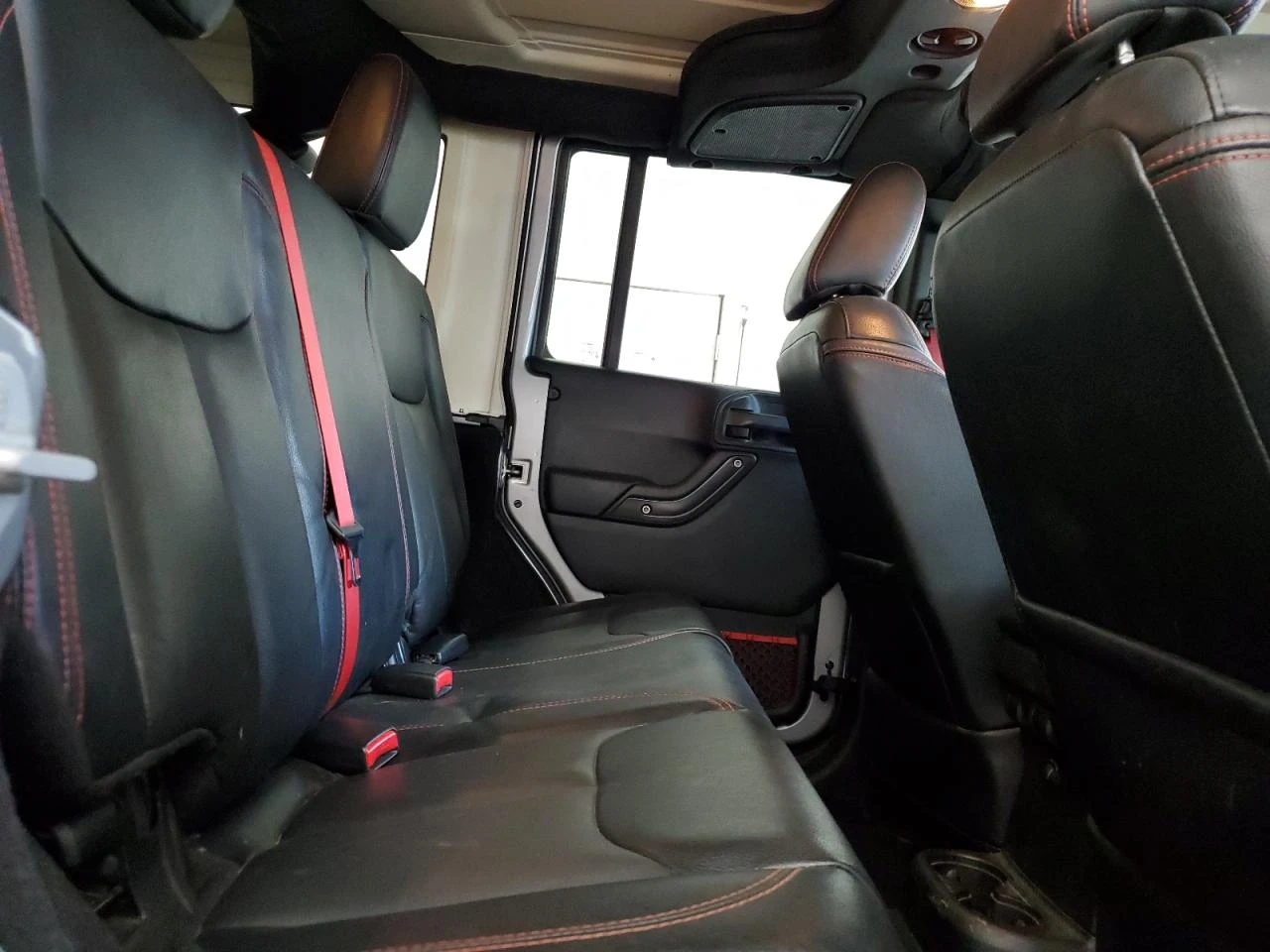 Jeep Wrangler UNLIMITED RUBICON - изображение 10