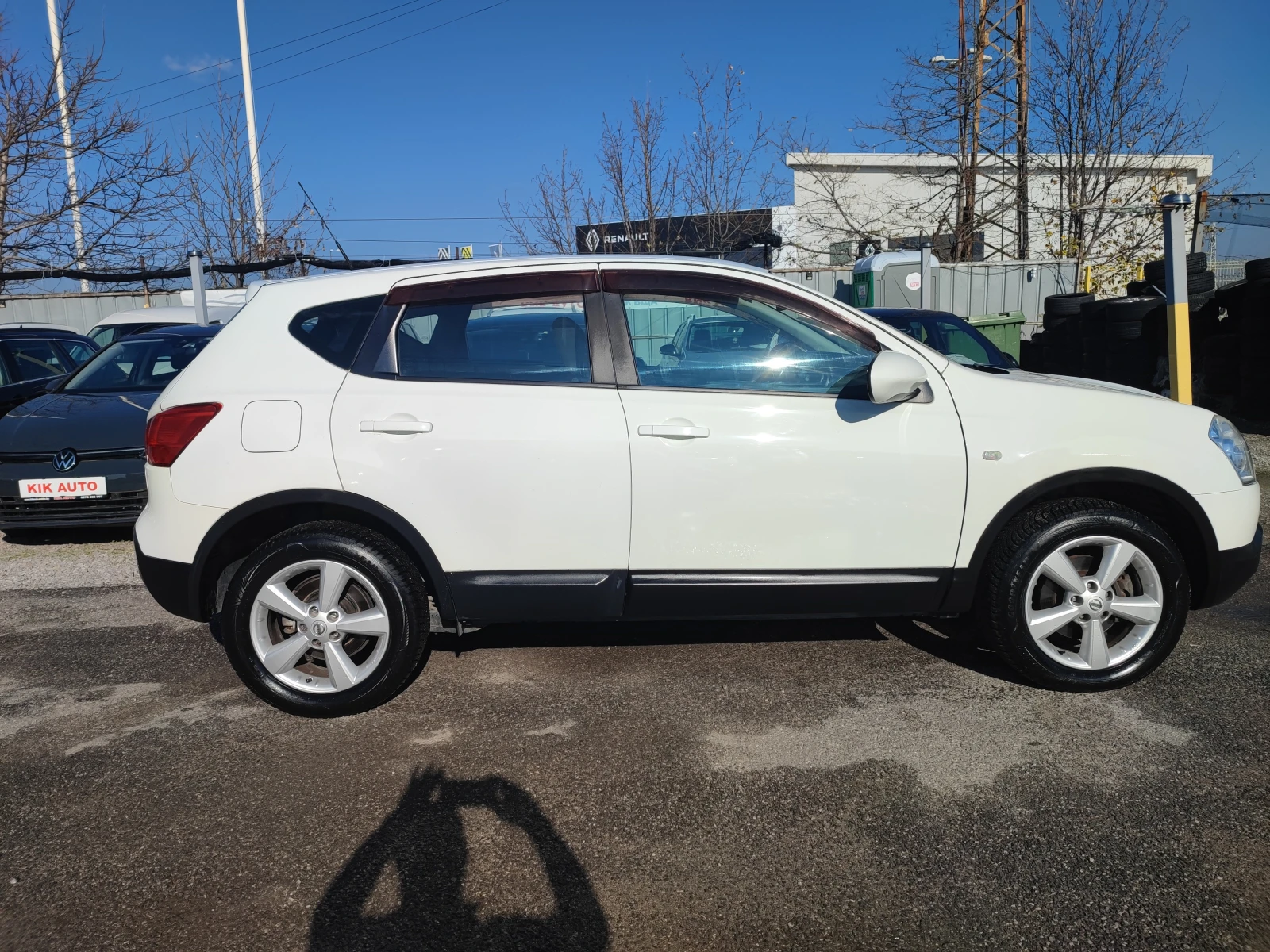 Nissan Qashqai 2.0DCI-150ks-6sk-4X4-ПАРКТРОНИК - изображение 5