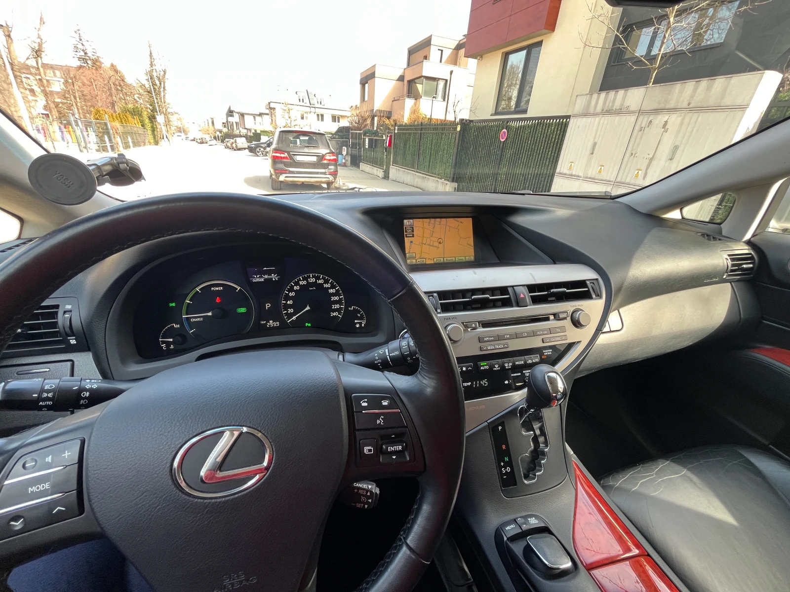 Lexus RX 450h, снимка 8 - Автомобили и джипове - 53987127