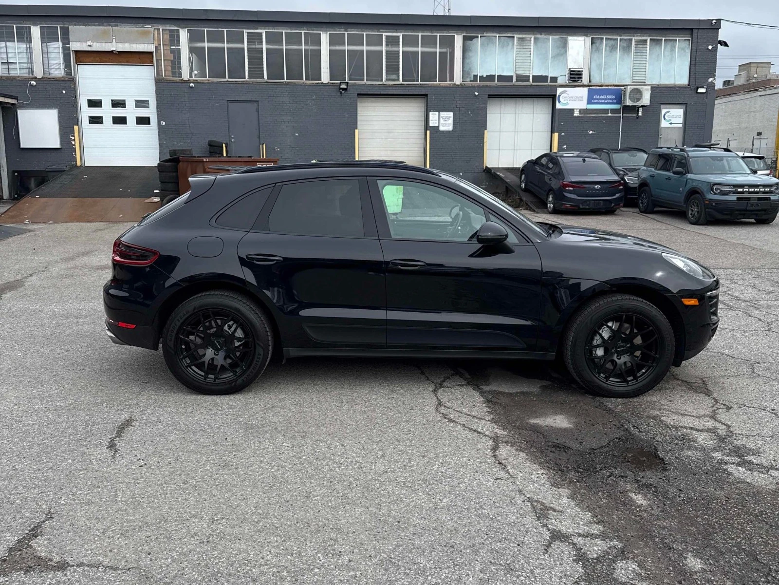Porsche Macan S С РЕГИСТРАЦИЯ & АВТО КРЕДИТ , снимка 2 - Автомобили и джипове - 54064598