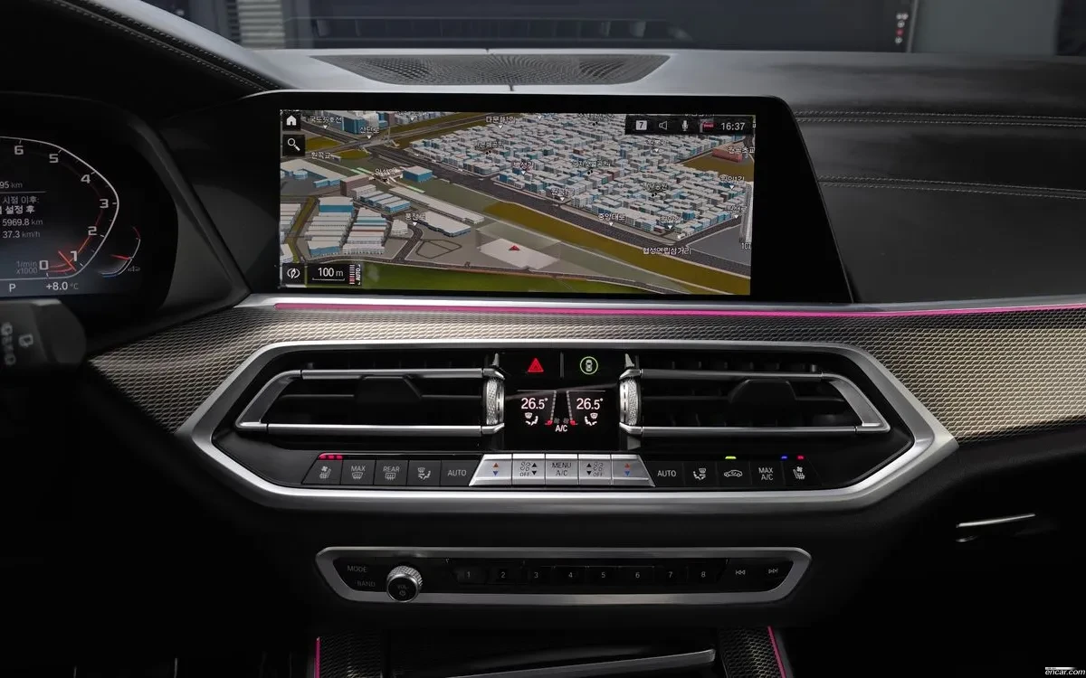 BMW X5 HARMAN* ВЪЗДУХ* LASER* ОБДУХ* ЩОРИ* AMBIENT* HUD* , снимка 9 - Автомобили и джипове - 54137910