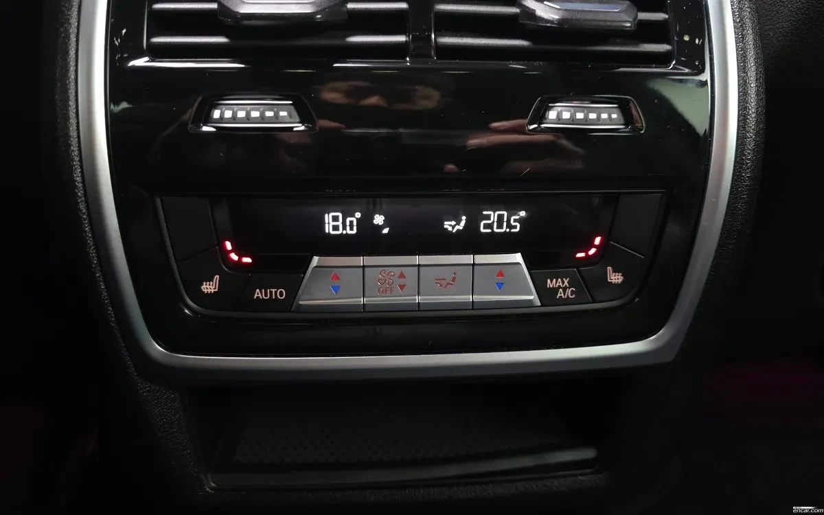 BMW X5 HARMAN* ВЪЗДУХ* LASER* ОБДУХ* ЩОРИ* AMBIENT* HUD* , снимка 16 - Автомобили и джипове - 54137910