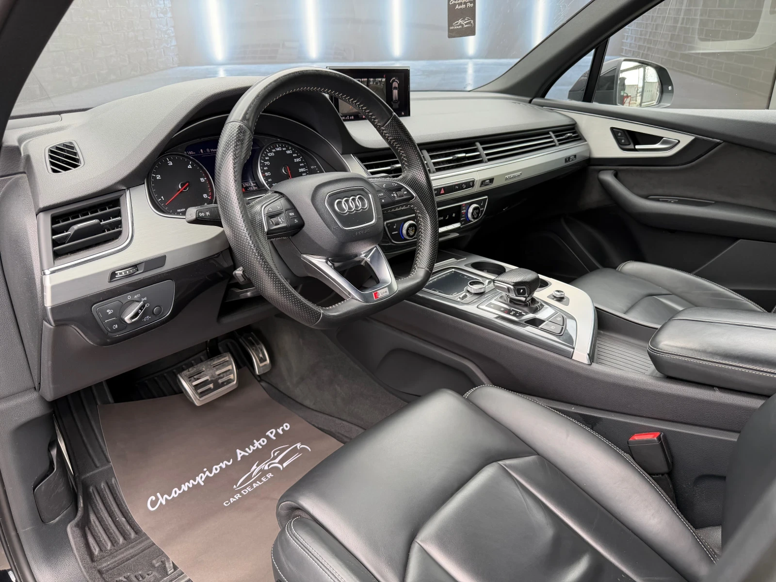 Audi Q7 S-Line, снимка 7 - Автомобили и джипове - 54255392