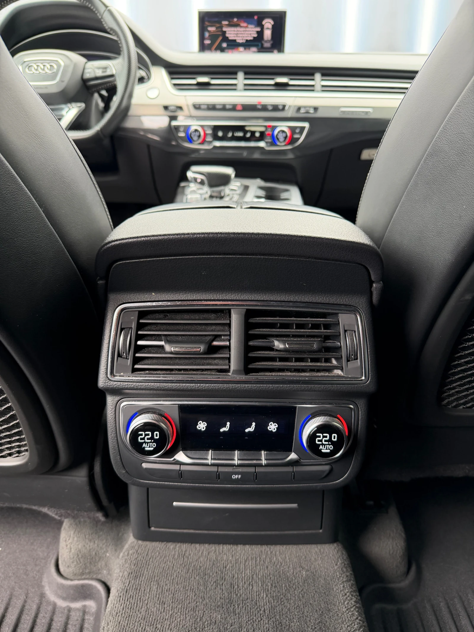 Audi Q7 S-Line, снимка 14 - Автомобили и джипове - 54255392