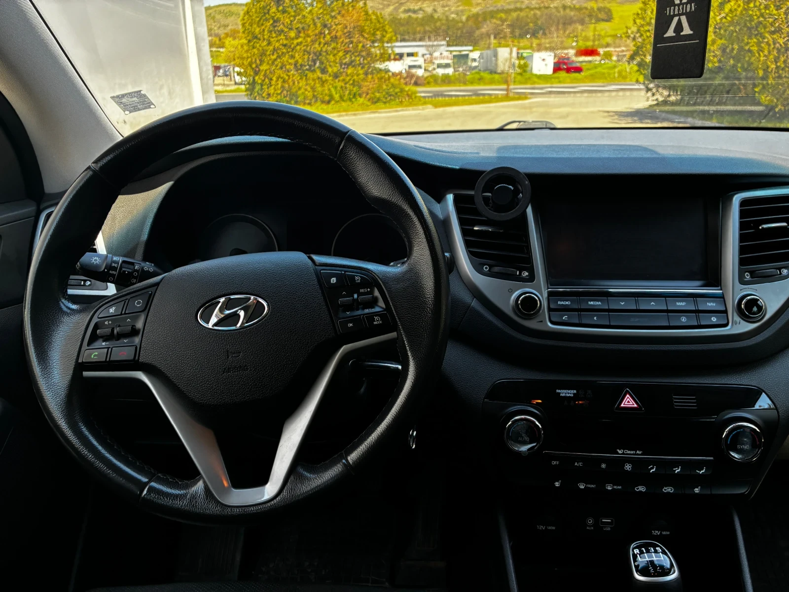 Hyundai Tucson 1.6 T-GDI 177к.с, снимка 8 - Автомобили и джипове - 54310870