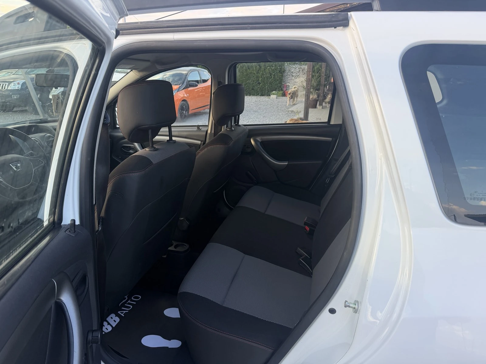 Dacia Duster 1.5, Euro 6, 4x4, ��� ���� | Mobile.bg � ����������� 10