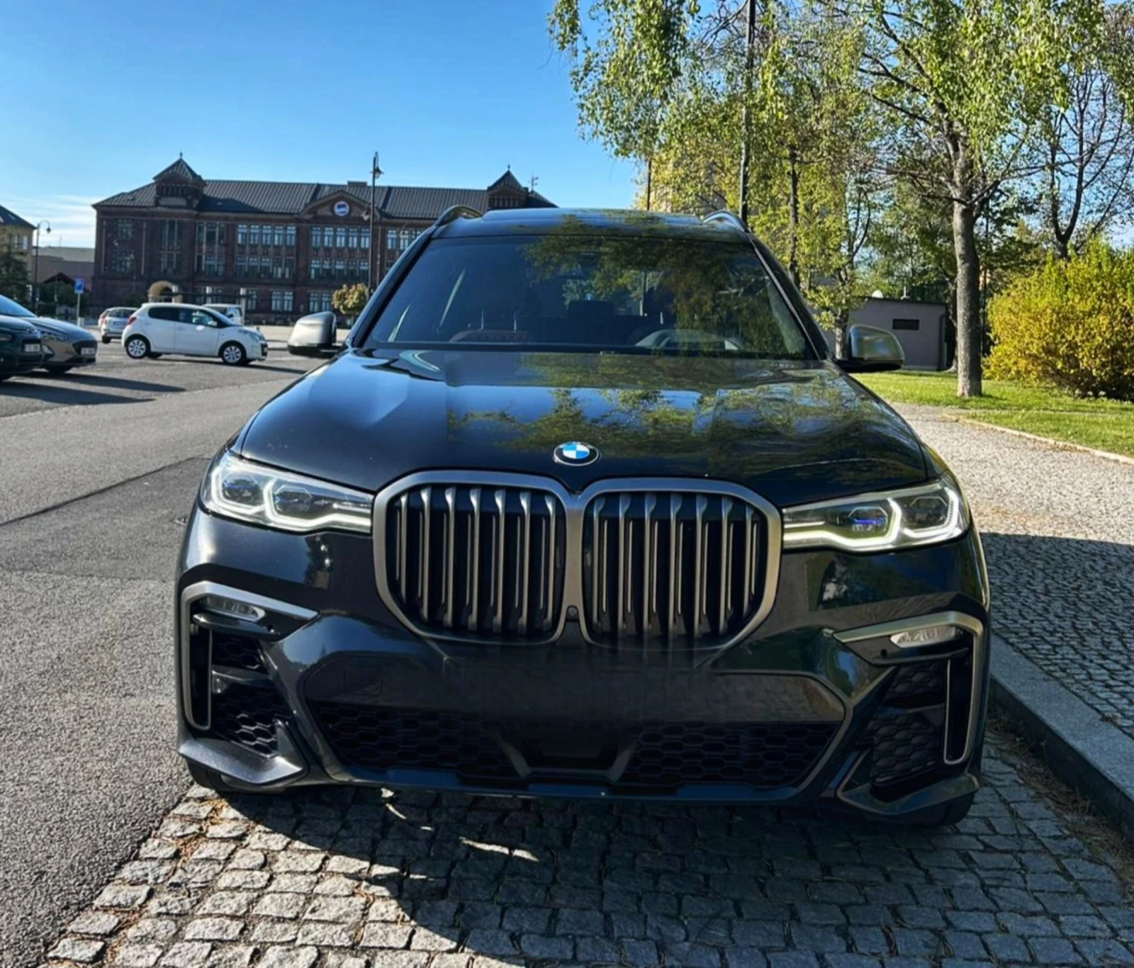 BMW X7 ОЧАКВАН ВНОС BMW X7 M50d 3xTV* 6+ 1 Swarovski 