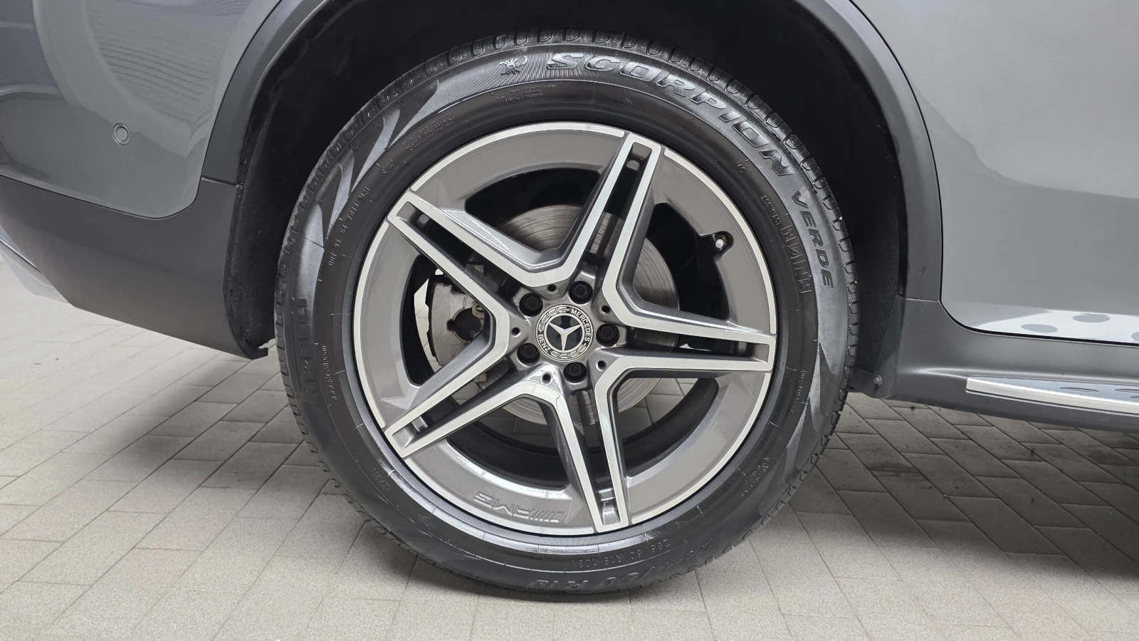 Mercedes-Benz GLC 220 d 4MATIC Coupe, снимка 5 - Автомобили и джипове - 55466457