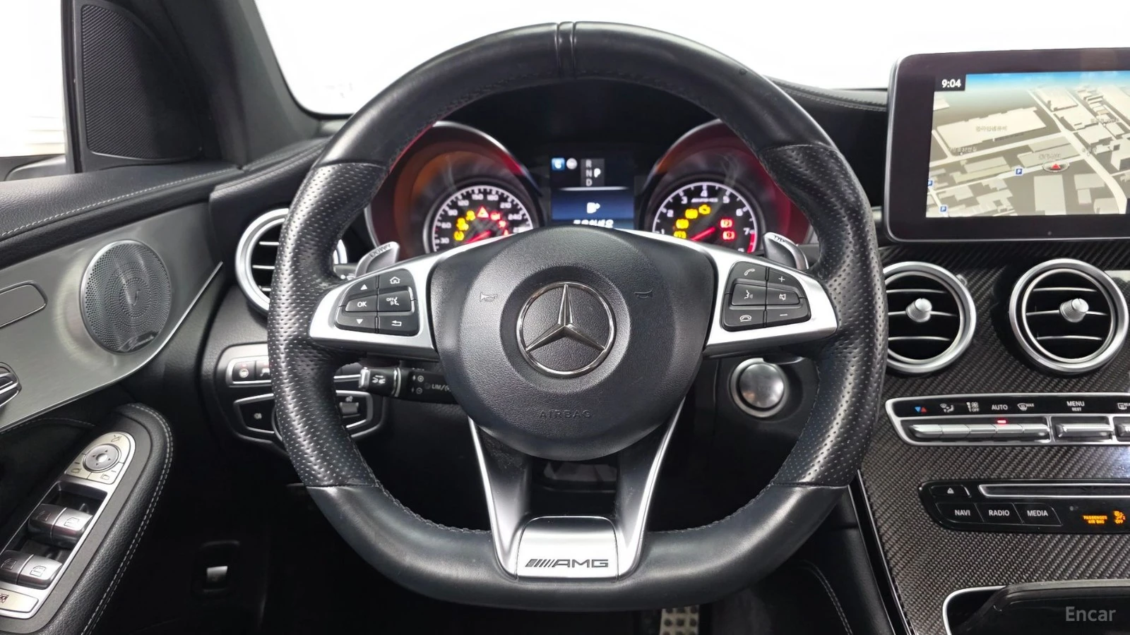Mercedes-Benz GLC 63 AMG* КОЖА* НАВИ* ПАНО* 360* HUD, снимка 11 - Автомобили и джипове - 55467918