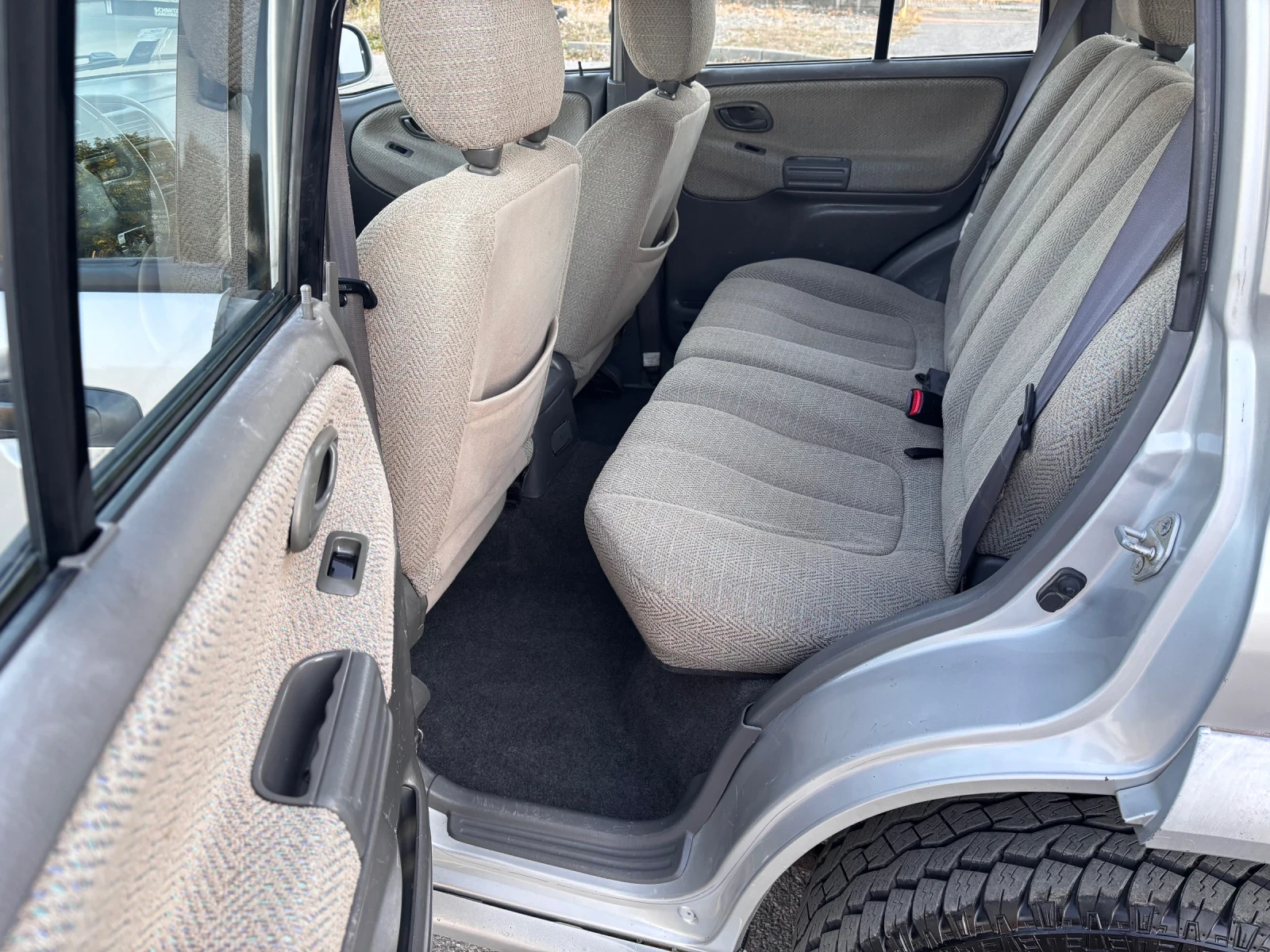 Suzuki Grand vitara 2.0TD * Климатик* Италия, снимка 14 - Автомобили и джипове - 55657603