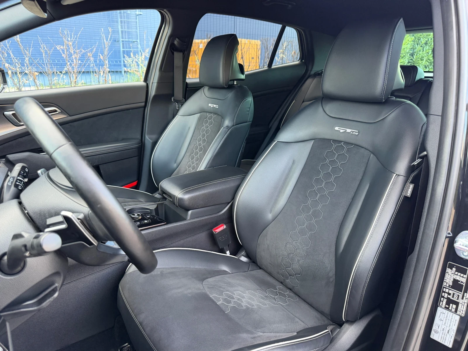 Kia Sportage GT-Line 1.6 CRDi ХИБРИД/ПОДГРЕВ/DISTRONIC/98.600км, снимка 7 - Автомобили и джипове - 55930418