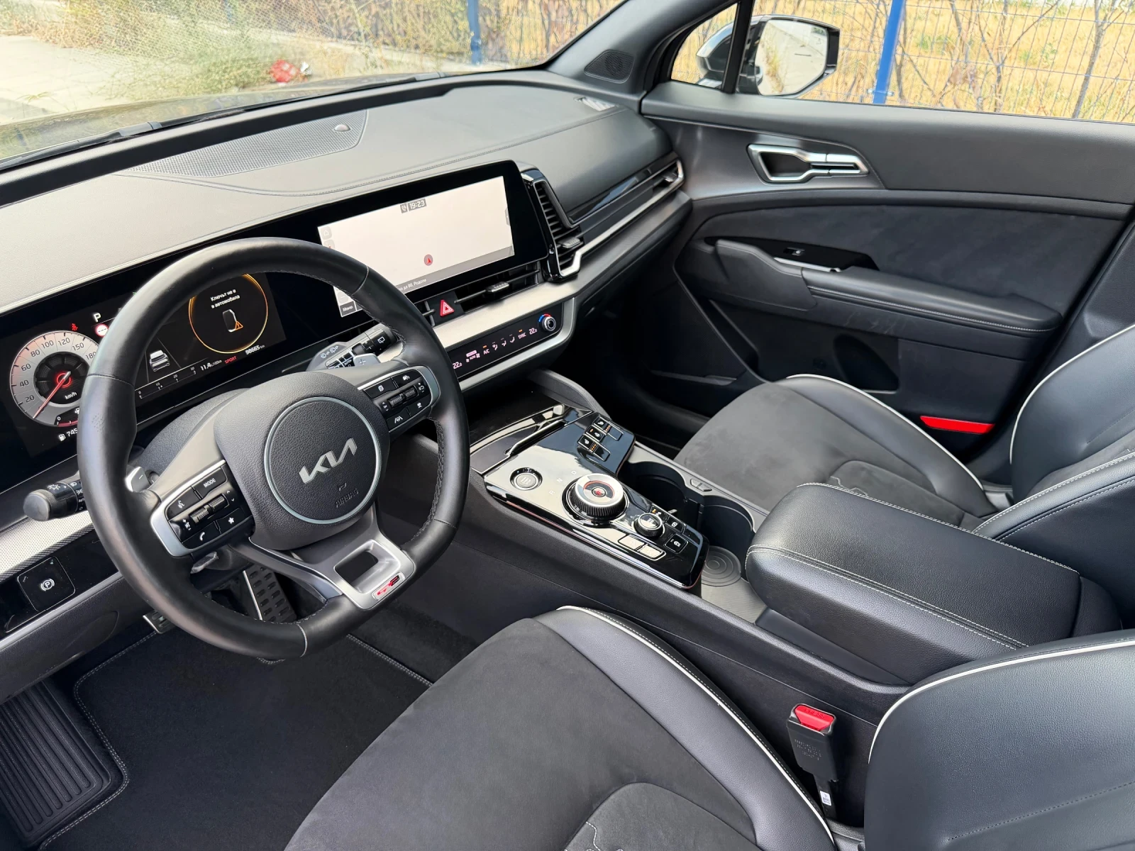 Kia Sportage GT-Line 1.6 CRDi ХИБРИД/ПОДГРЕВ/DISTRONIC/98.600км, снимка 6 - Автомобили и джипове - 55930418
