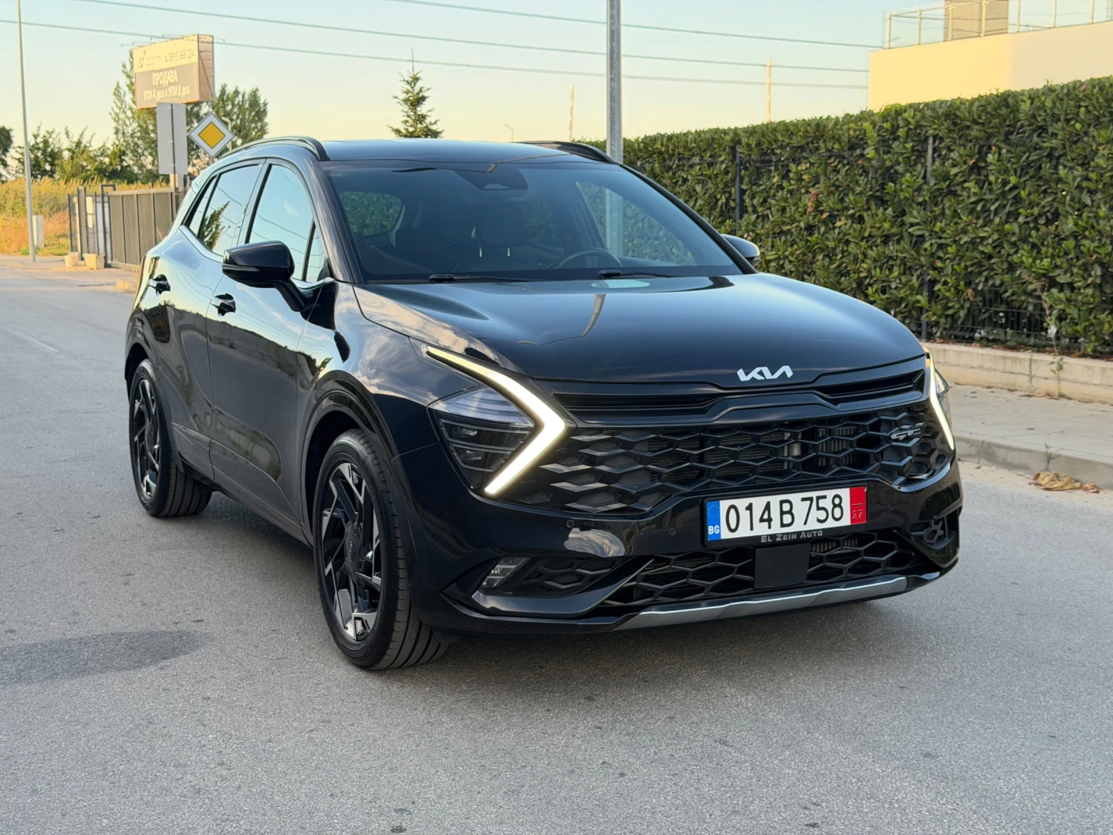 Kia Sportage GT-Line 1.6 CRDi ХИБРИД/ПОДГРЕВ/DISTRONIC/98.600км, снимка 2 - Автомобили и джипове - 55930418