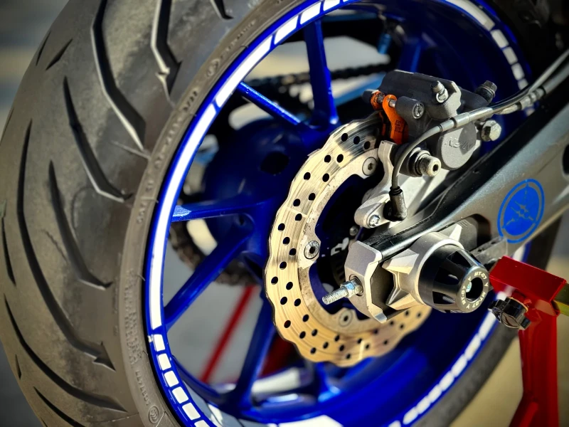 Yamaha Mt-07 RaceBlue Series ABS, снимка 9 - Мотоциклети и мототехника - 51700190