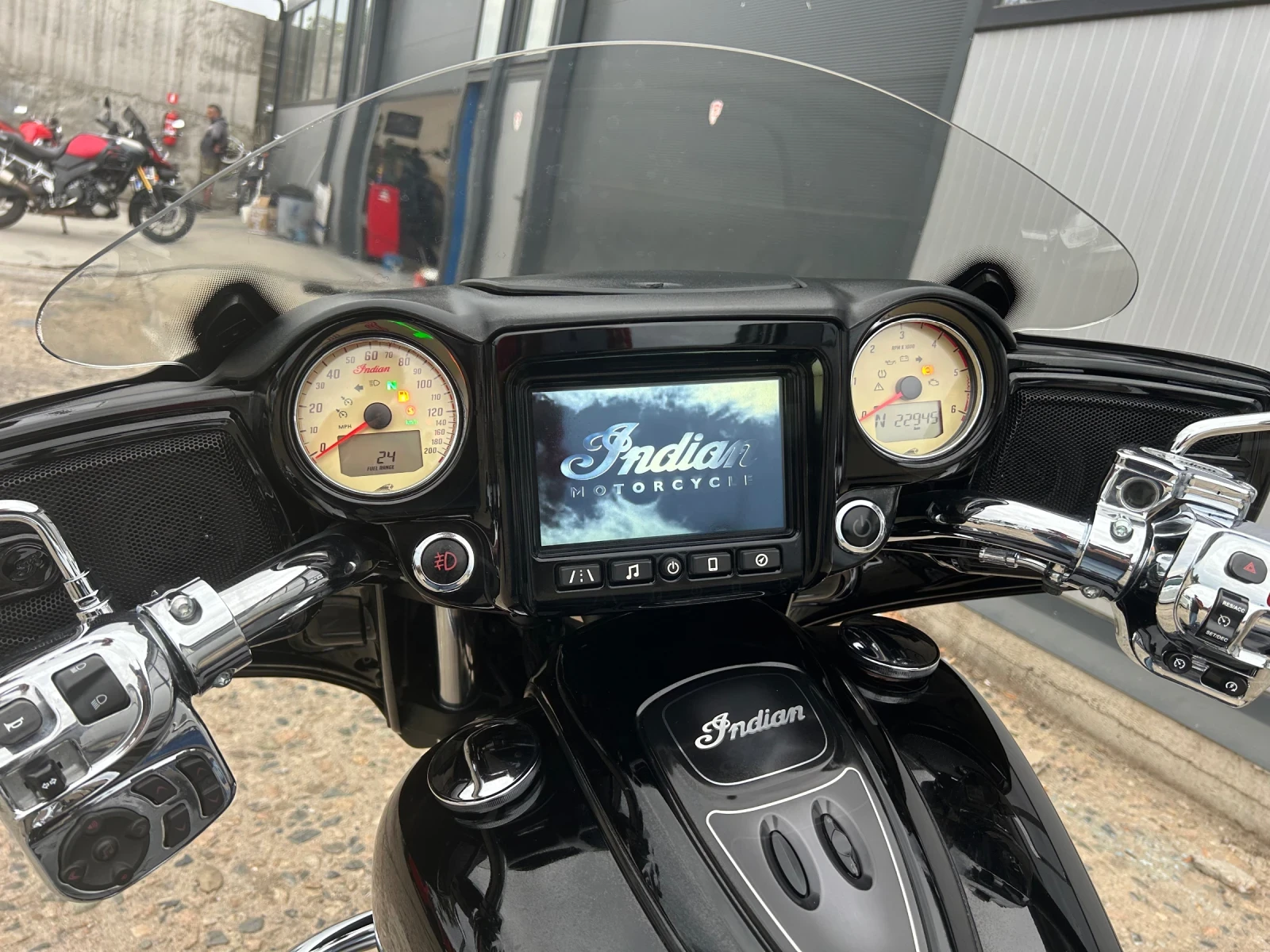 Indian Chieftain | Mobile.bg   13